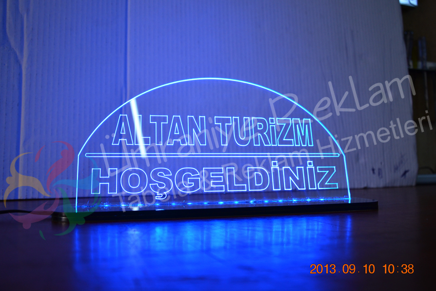 Işıklı Masaüstü Pleksi