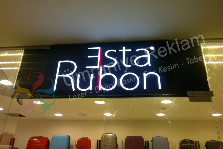 ışıklı tabela trumps tower